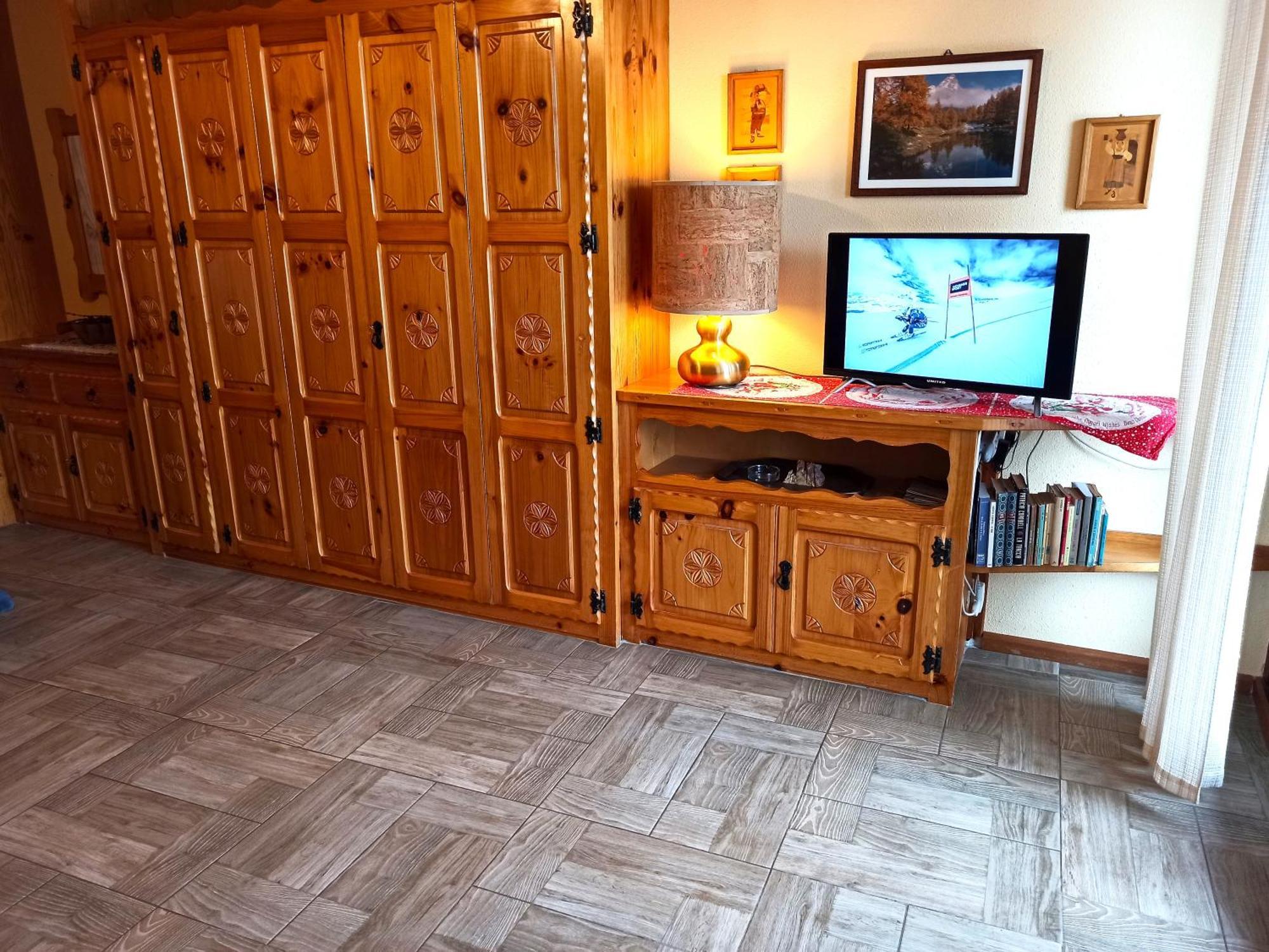 Residenza Del Cirmolo Cervinia Vda Vacanze In Vetta Cir 0205